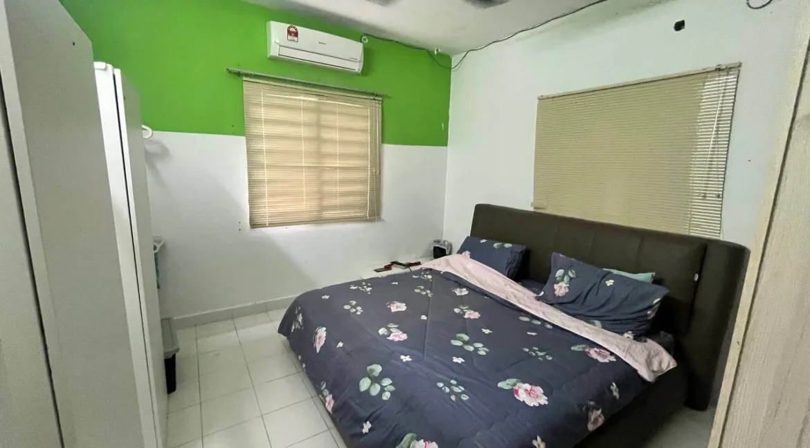 banglo-setingkat-untuk-dijual-di-kampung-senggang-kuala-kangsar-20