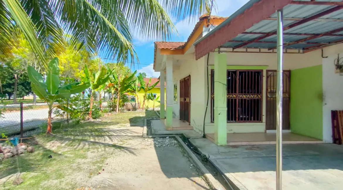 corner-lot-teres-setingkat-untuk-dijual-di-taman-iskandar-perdana-03