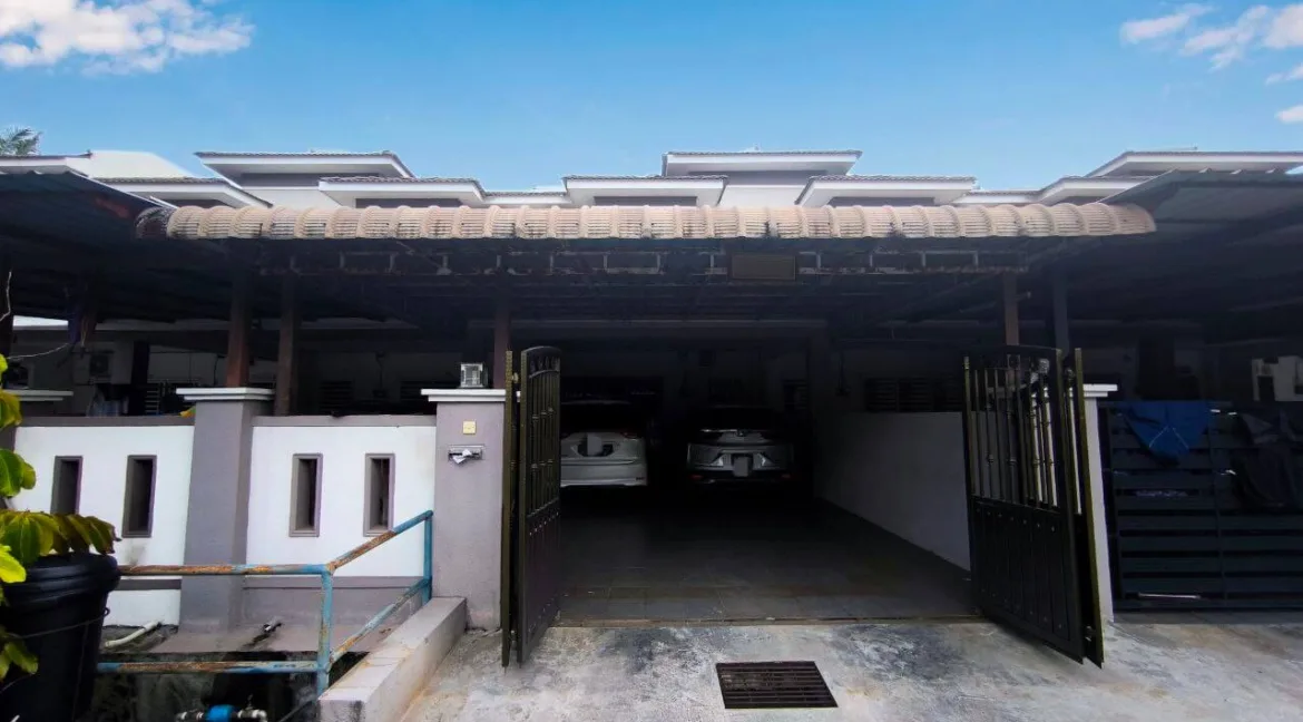 Rumah 2 Tingkat untuk dijual di Taman Lumut Indah, Lumut