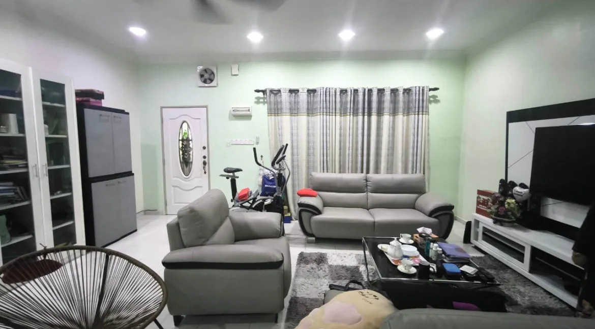 rumah-2-tingkat-untuk-dijual-di-taman-lumut-indah-lumut-04