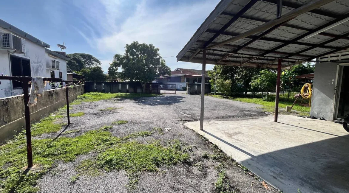 rumah-banglo-setingkat-untuk-dijual-di-sri-kinta-ipoh-04