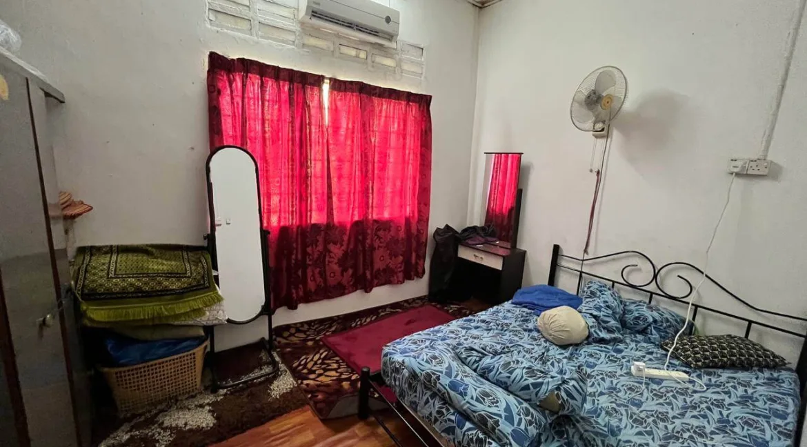 rumah-banglo-setingkat-untuk-dijual-di-sri-kinta-ipoh-09