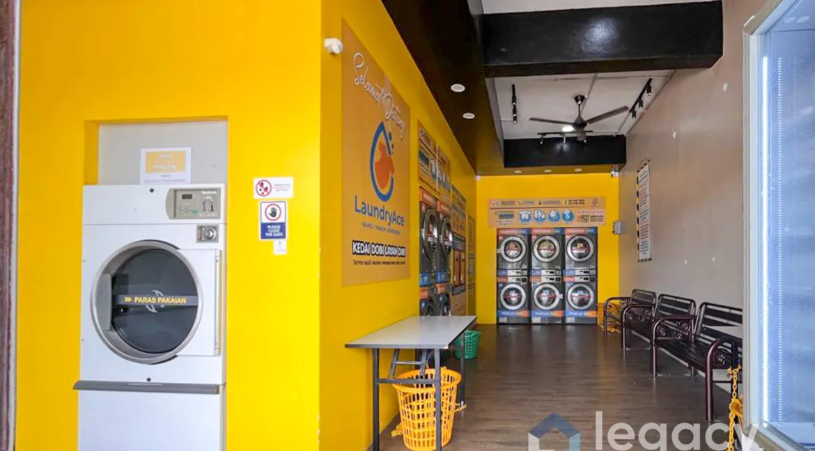 rumah-kedai-dua-tingkat-untuk-dijual-di-taman-che-wan-ipoh-01-08
