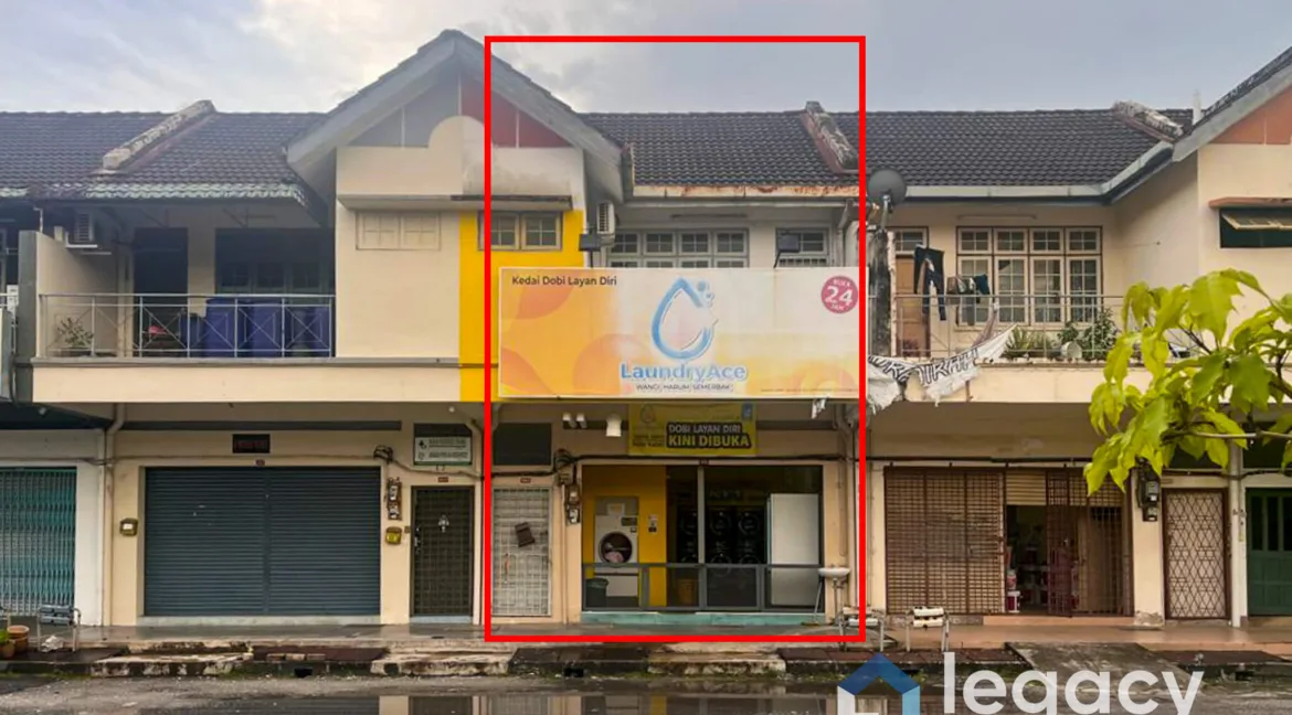 Rumah Kedai Dua Tingkat Untuk Dijual Di Taman Che Wan, Ipoh
