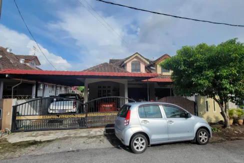 Semi-D 1.5 Tingkat untuk dijual di Seri Manjung