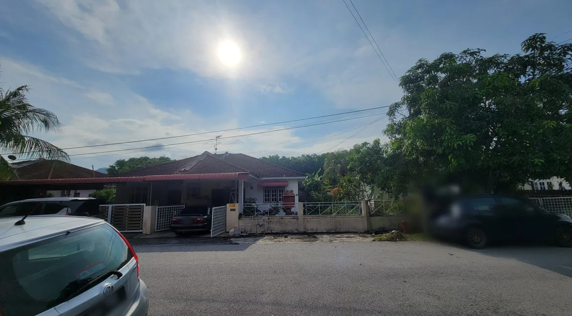 semi-d-satu-setengah-tingkat-untuk-dijual-di-seri-manjung-06