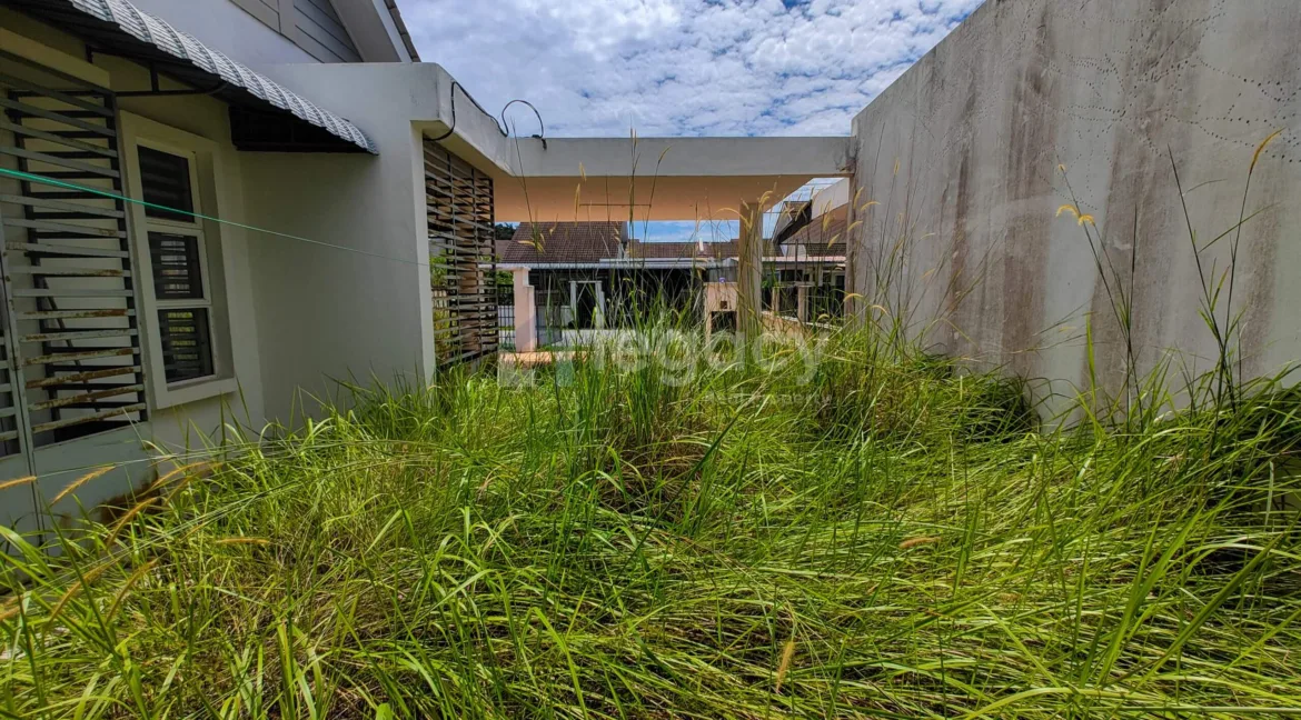 semi-detached-untuk-dijual-di-puncak-iskandar-seri-iskandar-25