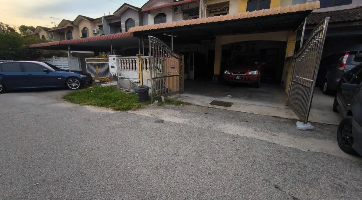 teres-2-tingkat-untuk-dijual-di-venice-sutera-sitiawan-02