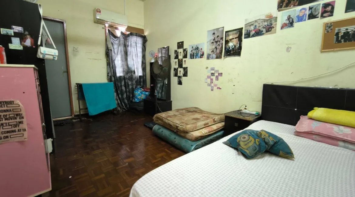 teres-2-tingkat-untuk-dijual-di-venice-sutera-sitiawan-10