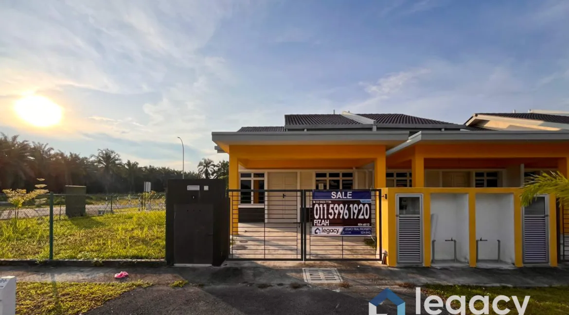 Teres Lot Tepi Untuk Dijual Di Taman Langat Idaman, Banting