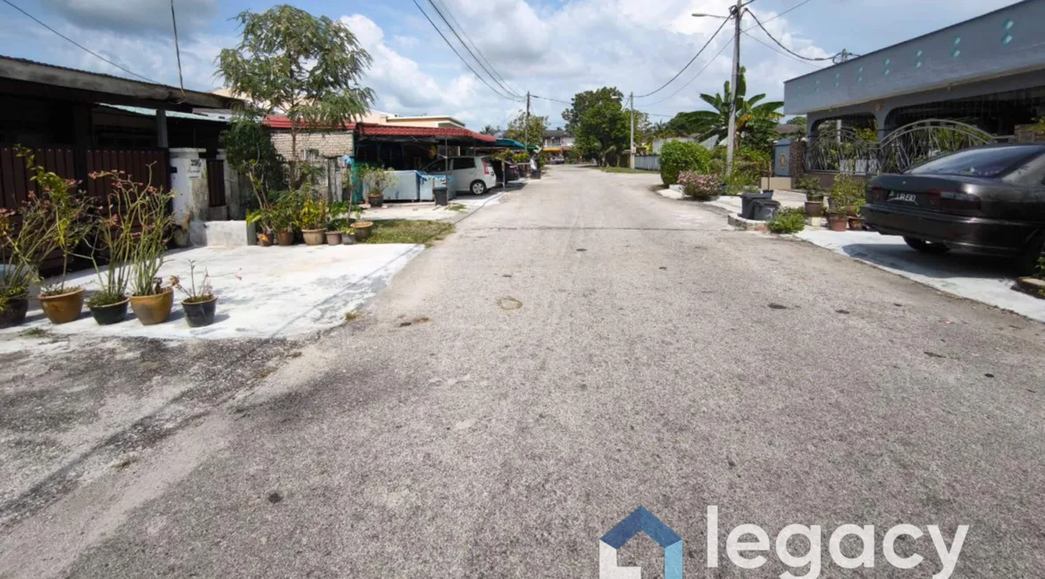 rumah-kos-rendah-untuk-dijual-di-taman-desa-aman-teluk-intan-03
