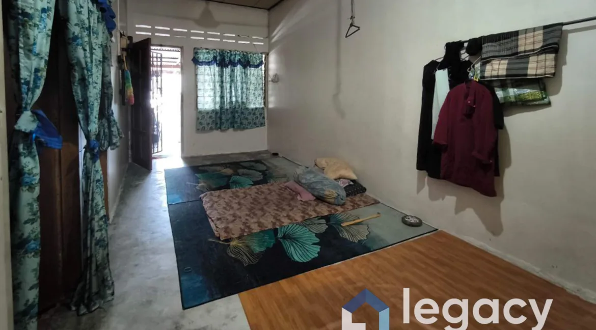 rumah-kos-rendah-untuk-dijual-di-taman-desa-aman-teluk-intan-08