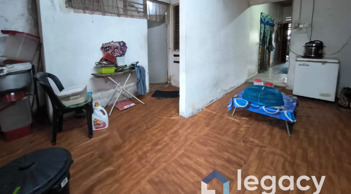 rumah-kos-rendah-untuk-dijual-di-taman-desa-aman-teluk-intan-11