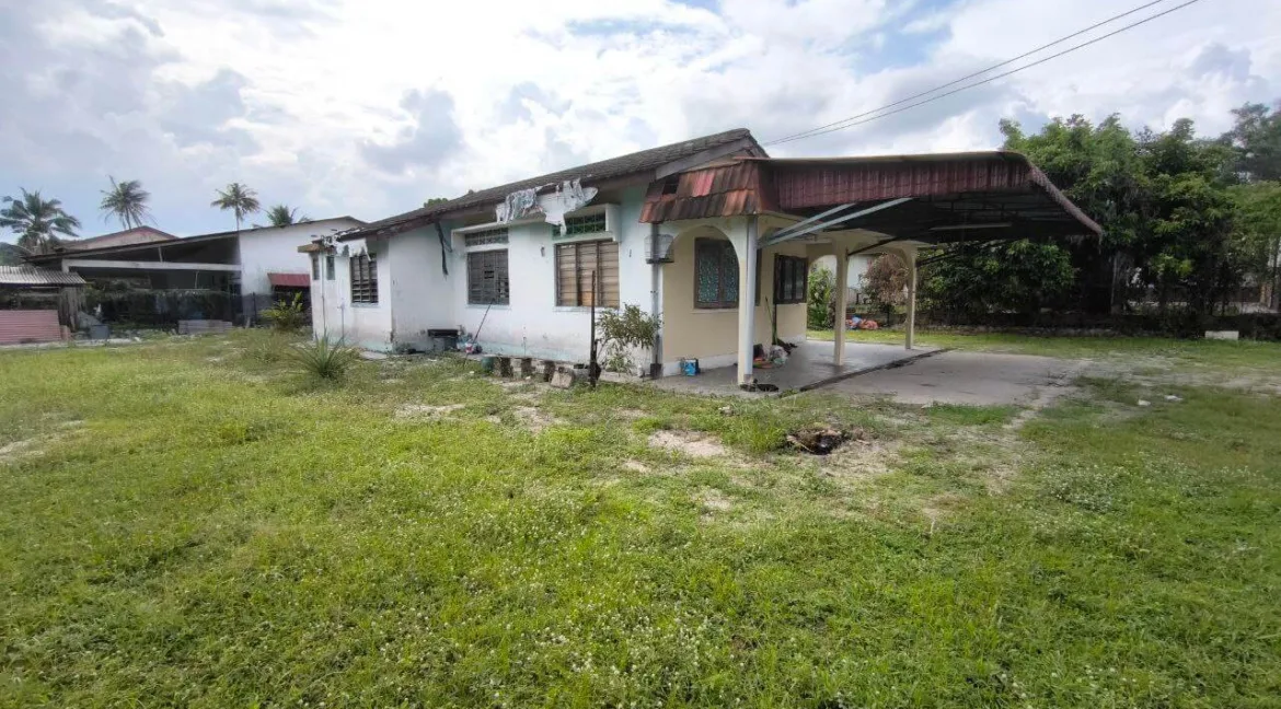 rumah-untuk-dijual-di-ara-payong-batu-gajah-05