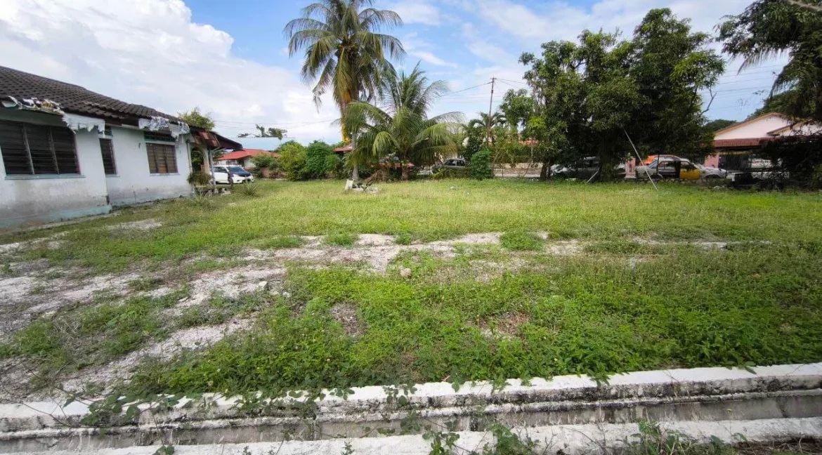 rumah-untuk-dijual-di-ara-payong-batu-gajah-09