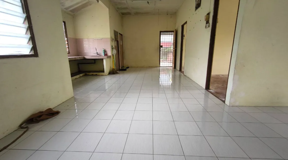 rumah-untuk-dijual-di-ara-payong-batu-gajah-17
