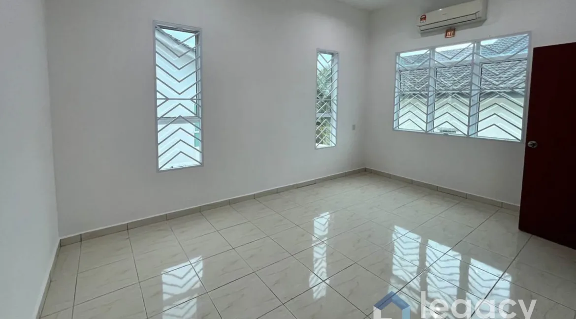 semi-d-2-tingkat-untuk-dijual-di-puncak-jelapang-bayu-silibin-ipoh-31