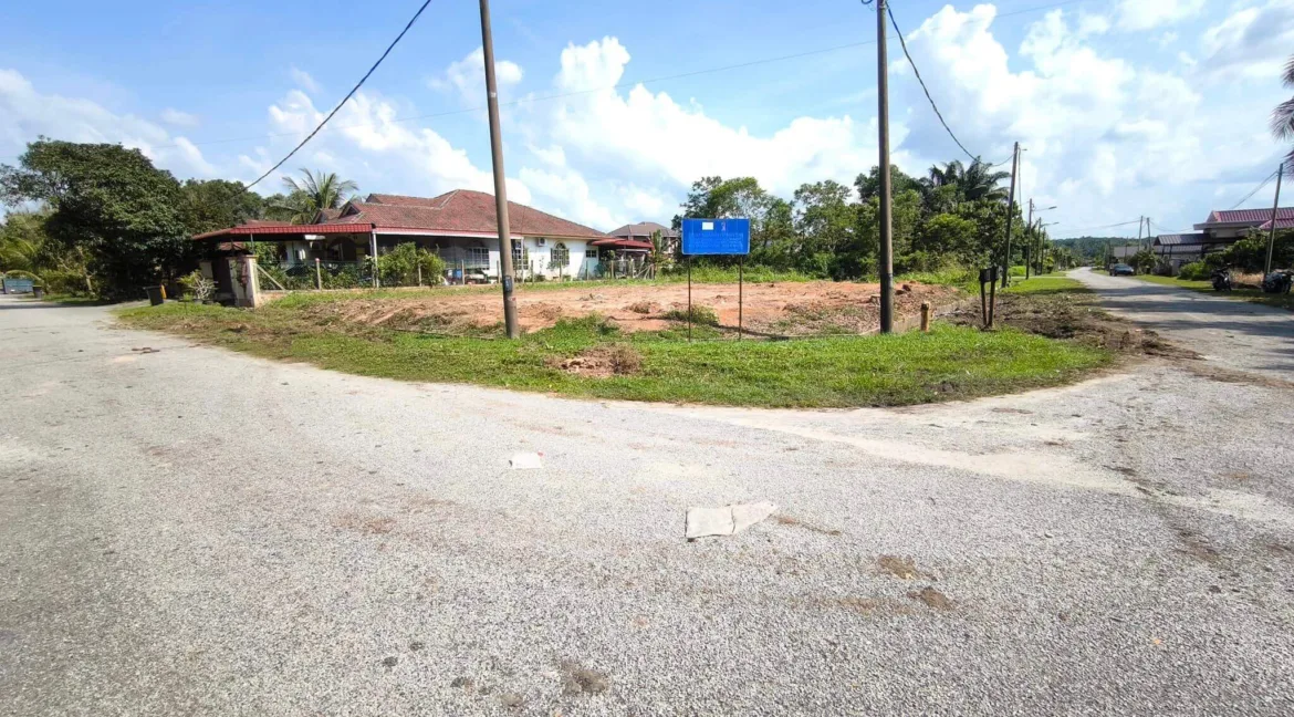 tanah-lot-banglo-untuk-dijual-di-desa-seri-iskandar-04