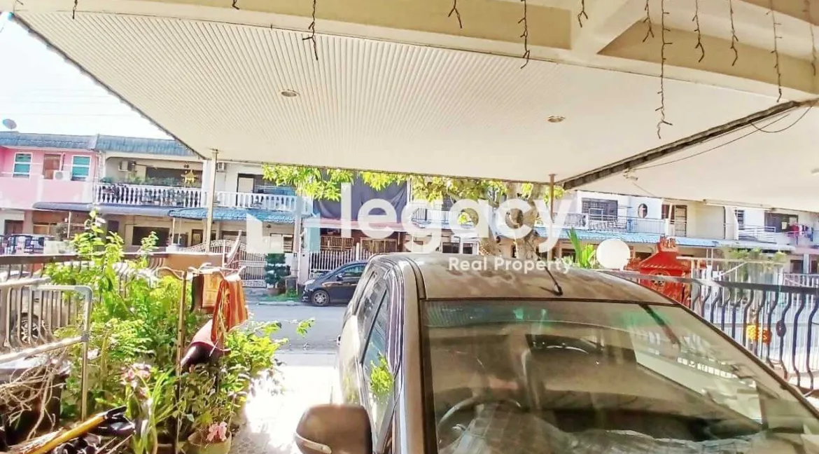 teres-2-tingkat-untuk-dijual-di-taman-pengkalan-barat-ipoh-03