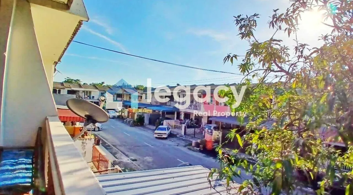teres-2-tingkat-untuk-dijual-di-taman-pengkalan-barat-ipoh-14