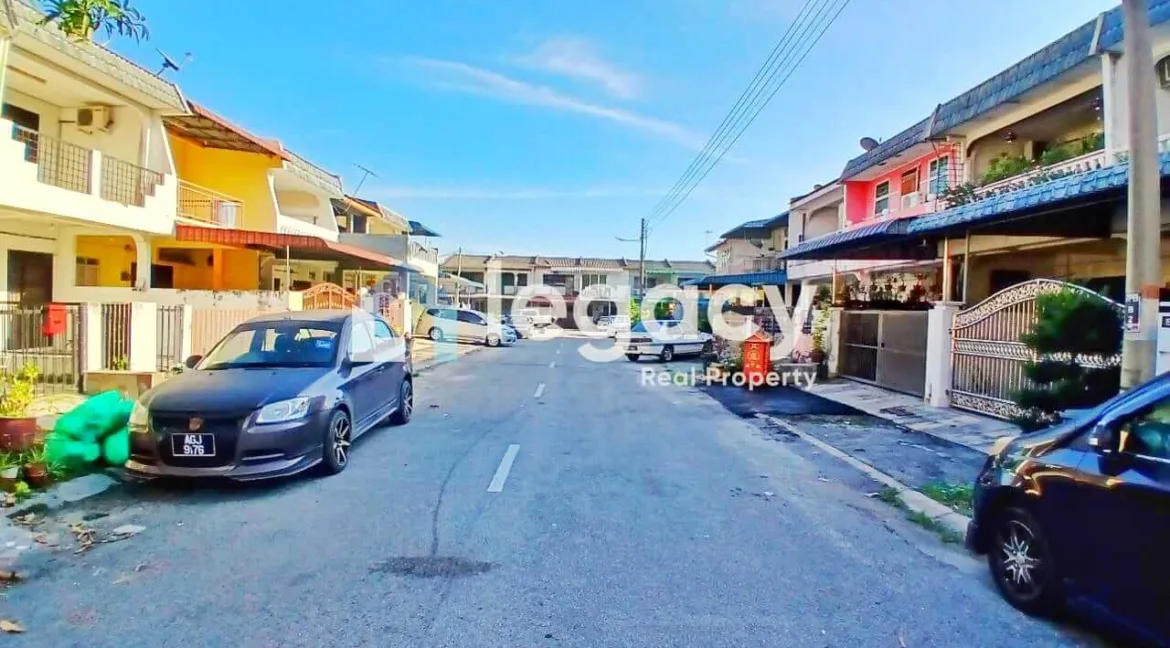 teres-2-tingkat-untuk-dijual-di-taman-pengkalan-barat-ipoh-19