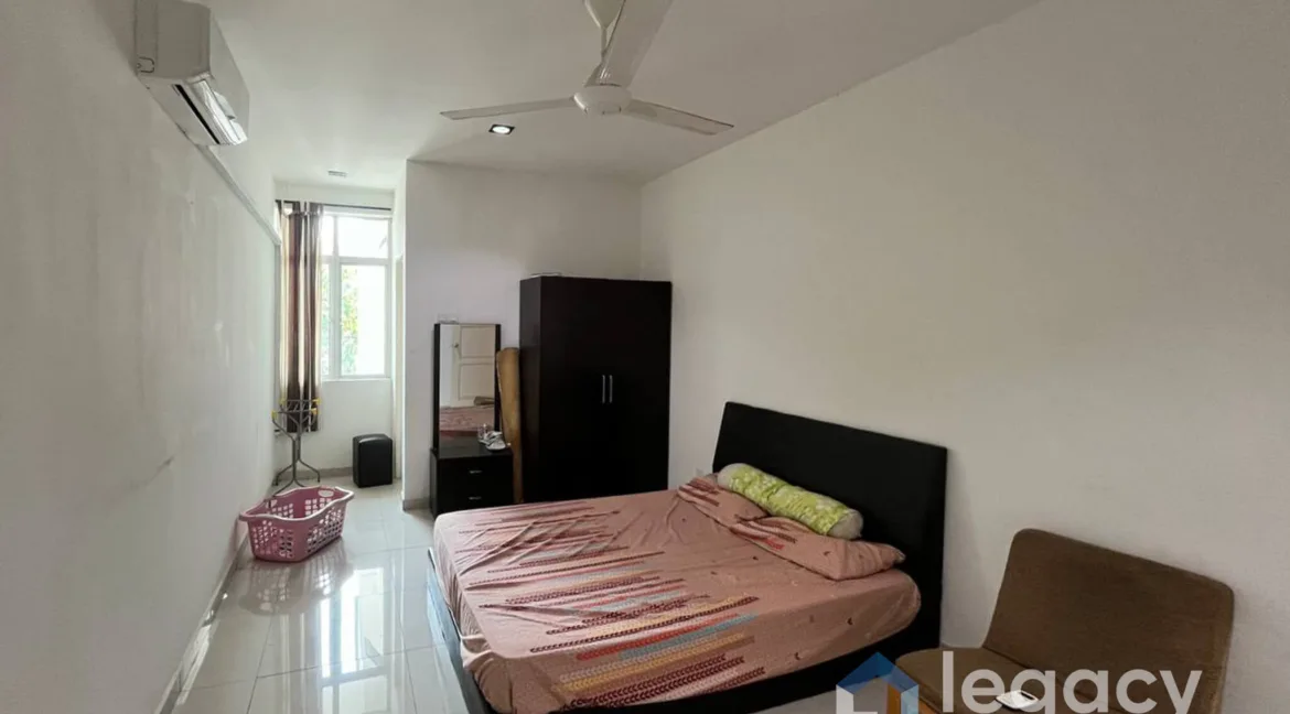 teres-2-tingkat-untuk-dijual-di-the-estate-desa-meru-park-ipoh-24