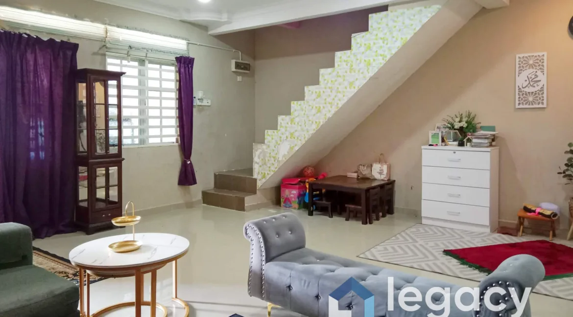 teres-dua-tingkat-untuk-dijual-di-taman-ipoh-jaya-06