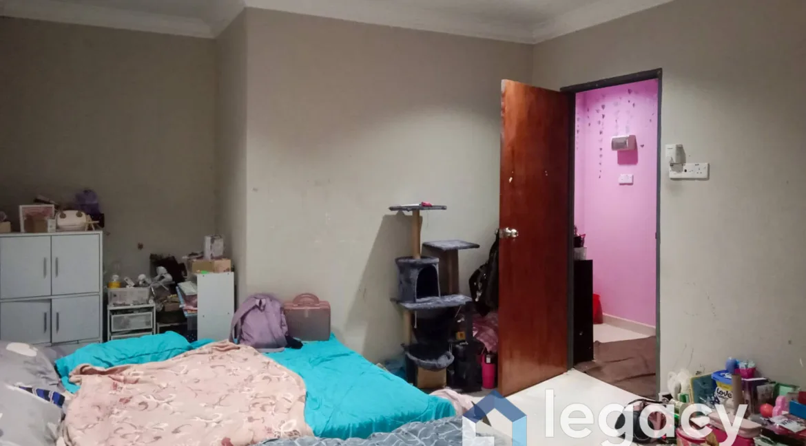 teres-dua-tingkat-untuk-dijual-di-taman-ipoh-jaya-10