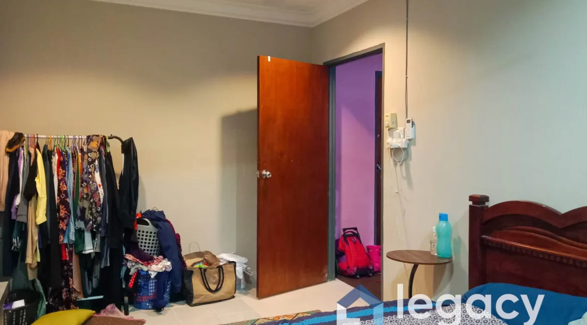 teres-dua-tingkat-untuk-dijual-di-taman-ipoh-jaya-14