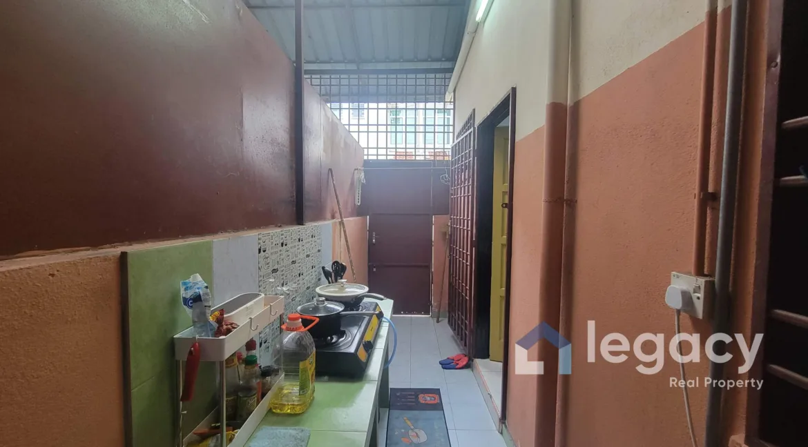 teres-setingkat-untuk-dijual-di-taman-perkasa-teluk-intan-10