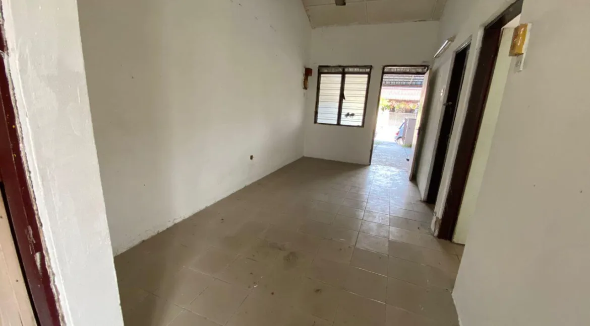 teres-setingkat-untuk-dijual-di-taman-rapat-perdana-03