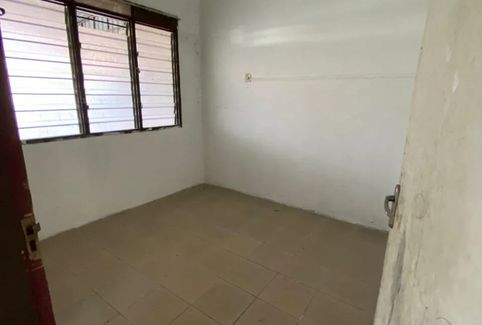 teres-setingkat-untuk-dijual-di-taman-rapat-perdana-07