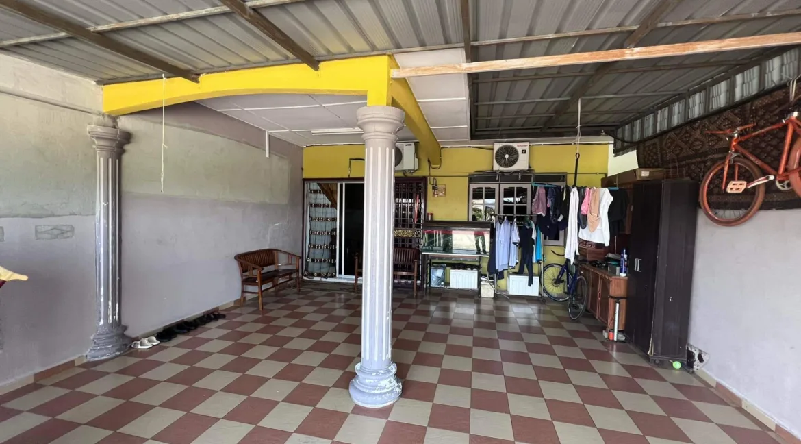 rumah-setingkat-untuk-dijual-di-taman-fasa-2c-tambahan-seri-manjung-02