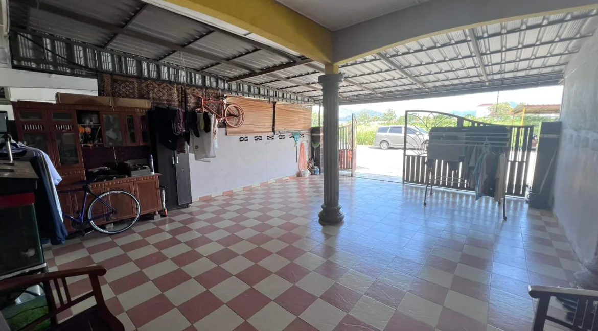 rumah-setingkat-untuk-dijual-di-taman-fasa-2c-tambahan-seri-manjung-03