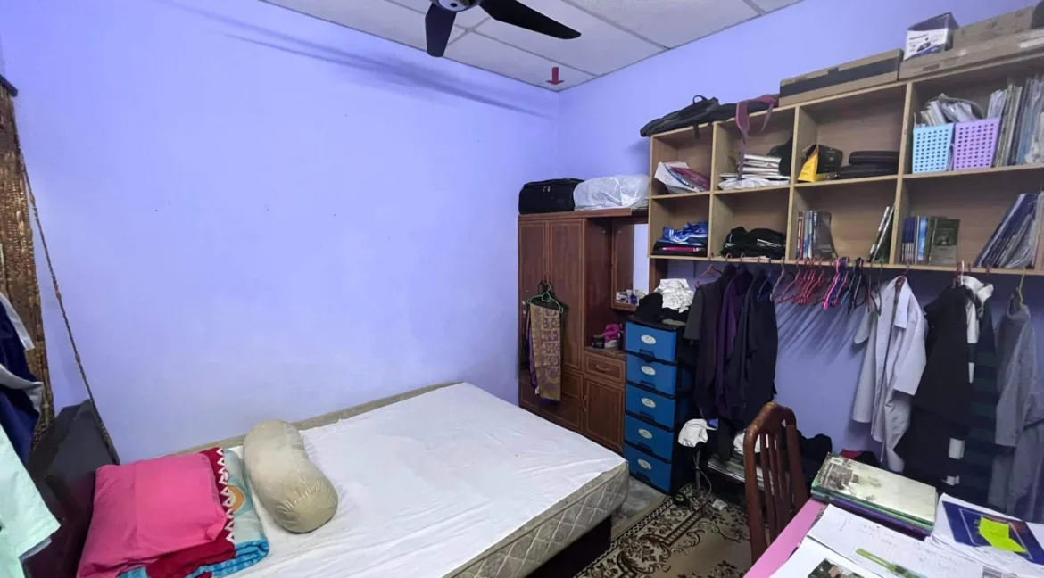 rumah-setingkat-untuk-dijual-di-taman-fasa-2c-tambahan-seri-manjung-08