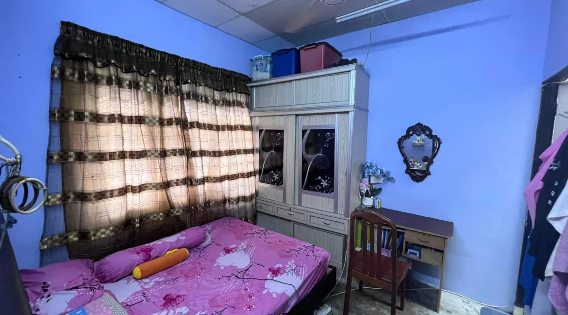 rumah-setingkat-untuk-dijual-di-taman-fasa-2c-tambahan-seri-manjung-09