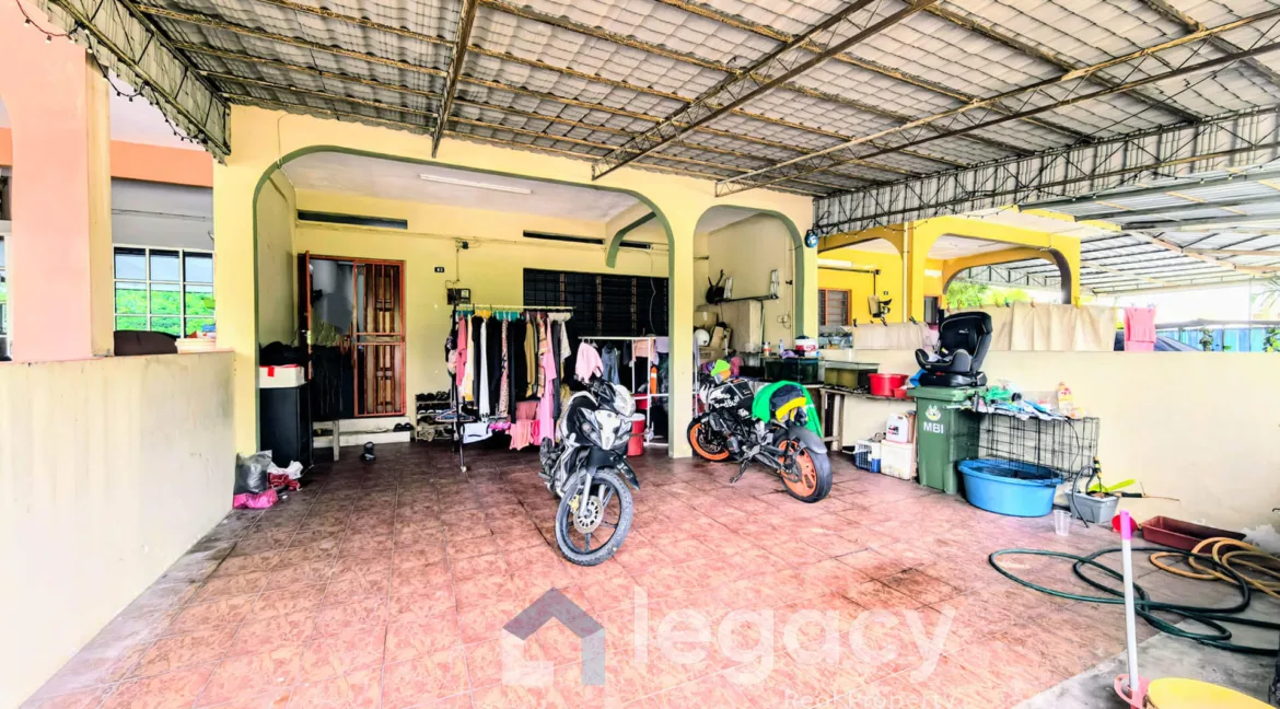 rumah-teres-2-tingkat-untuk-dijual-di-taman-tasek-damai-ipoh-02