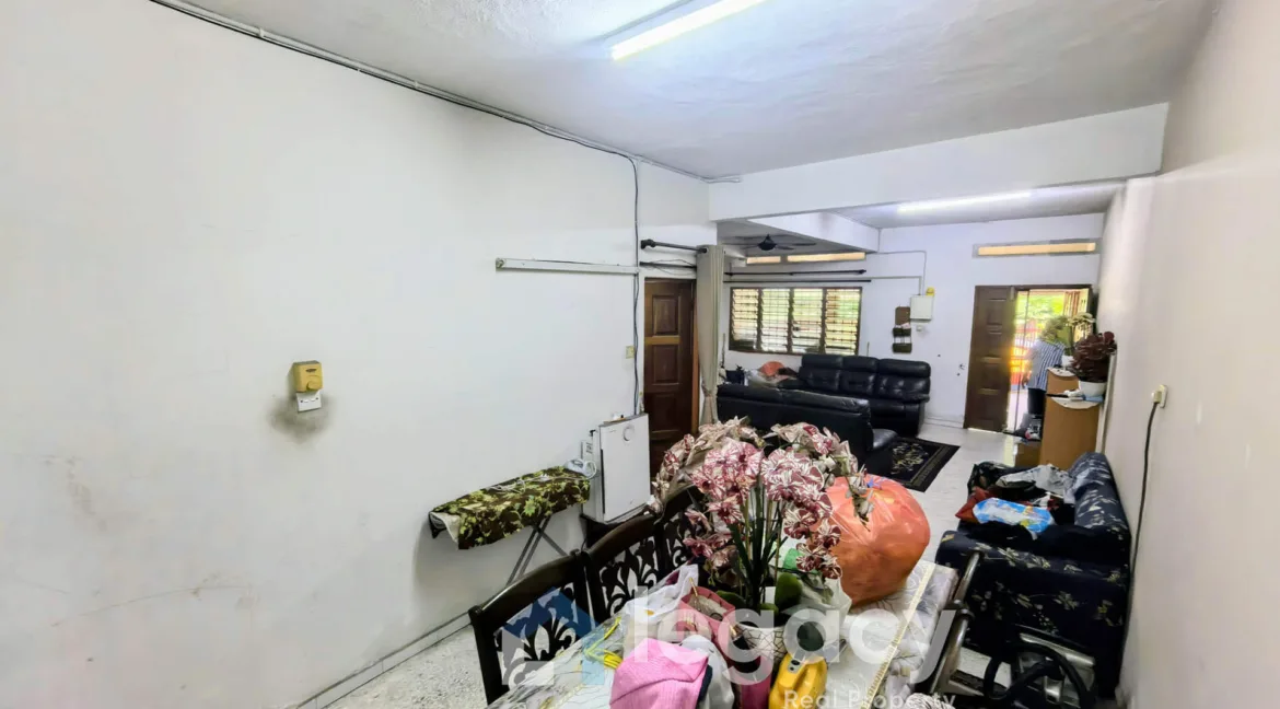 rumah-teres-2-tingkat-untuk-dijual-di-taman-tasek-damai-ipoh-05