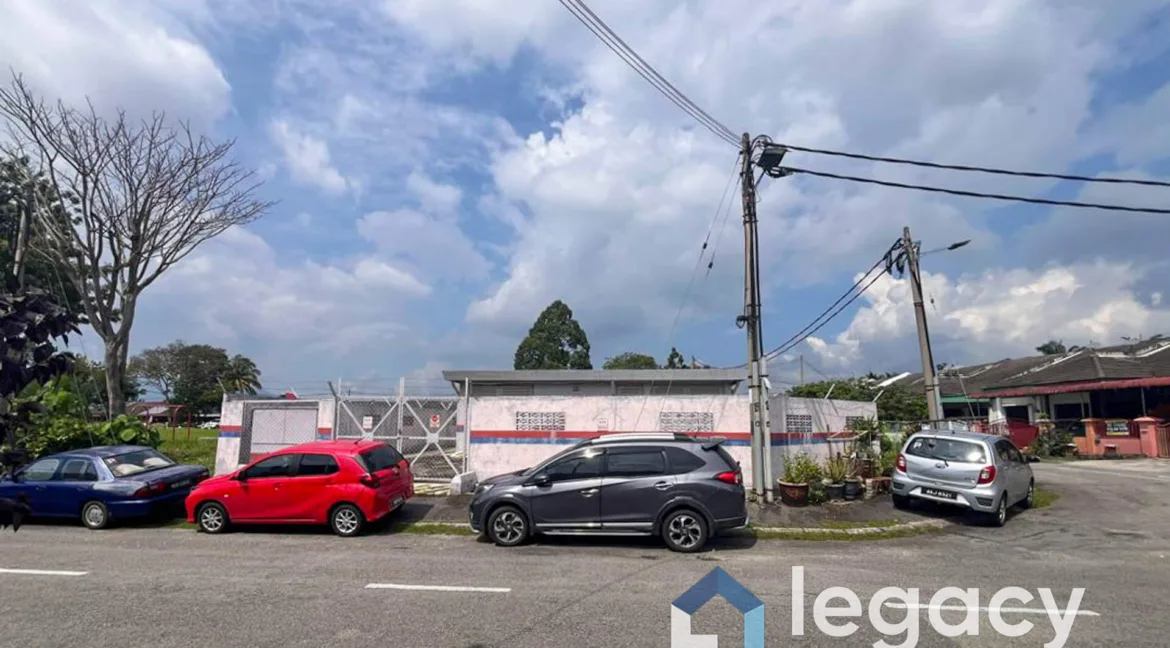 rumah-teres-dua-tingkat-untuk-dijual-di-taman-perpaduan-jaya-bercham-03