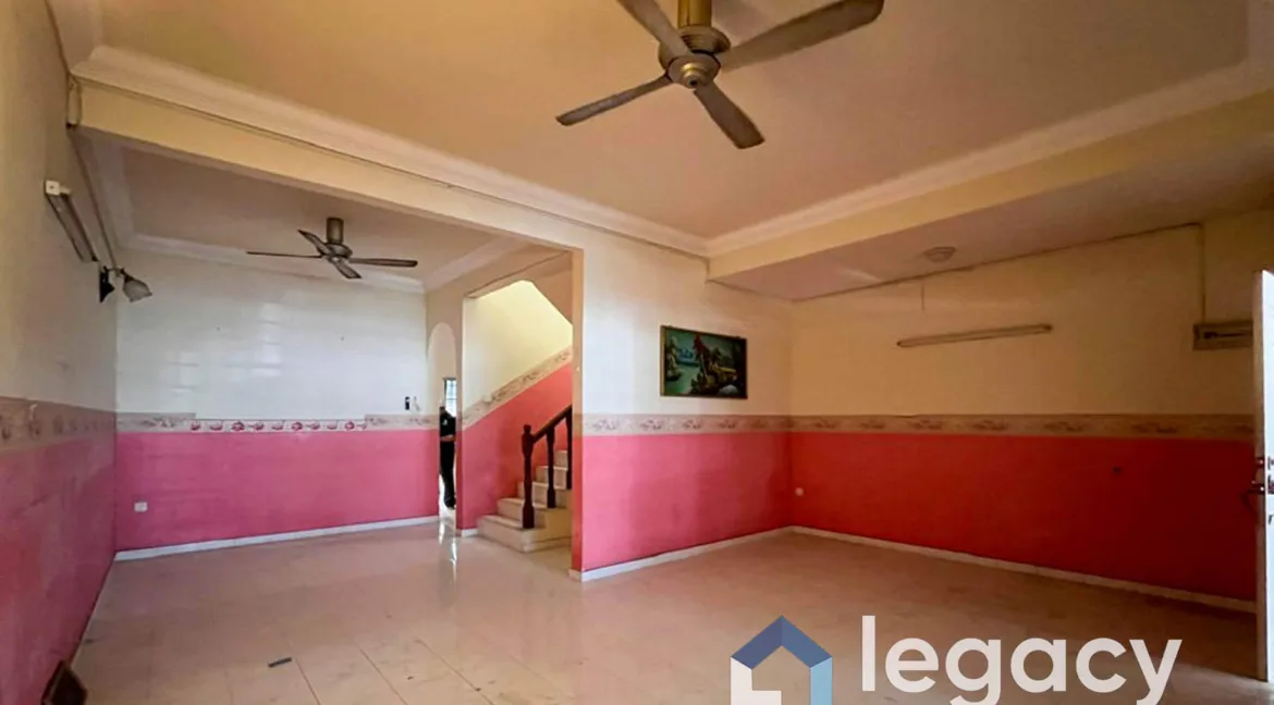 rumah-teres-dua-tingkat-untuk-dijual-di-taman-perpaduan-jaya-bercham-09