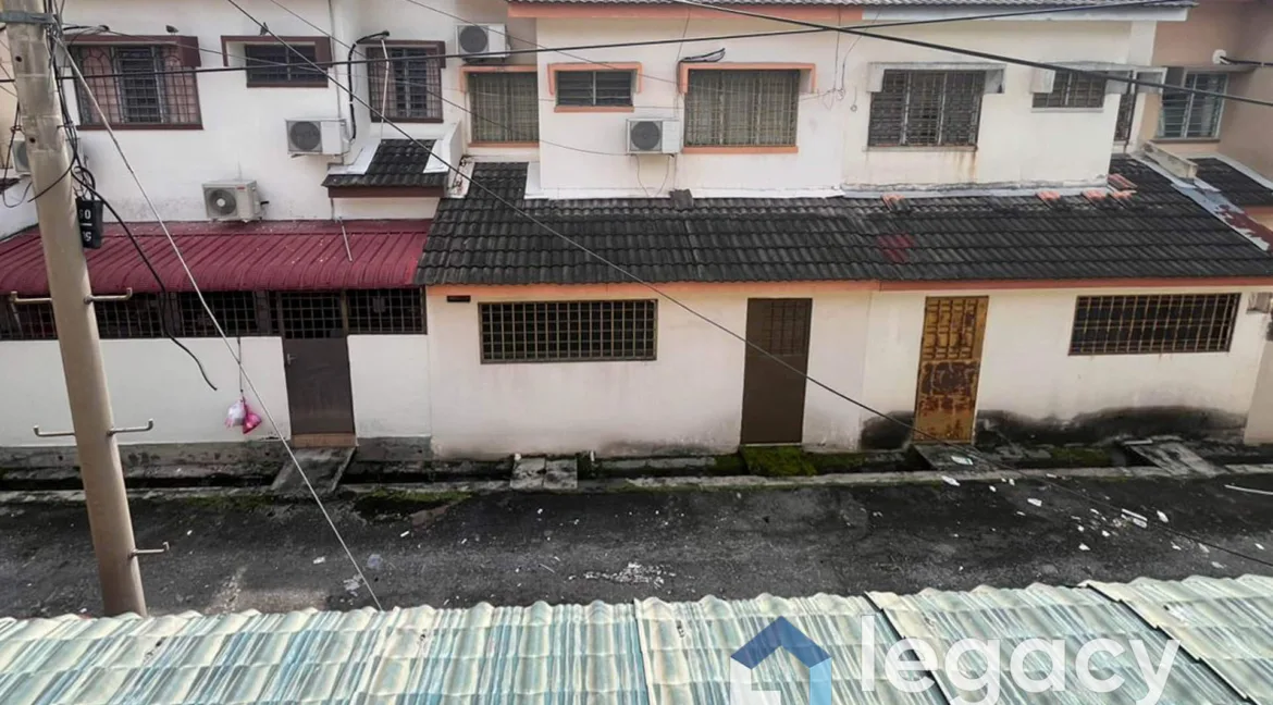 rumah-teres-dua-tingkat-untuk-dijual-di-taman-perpaduan-jaya-bercham-26