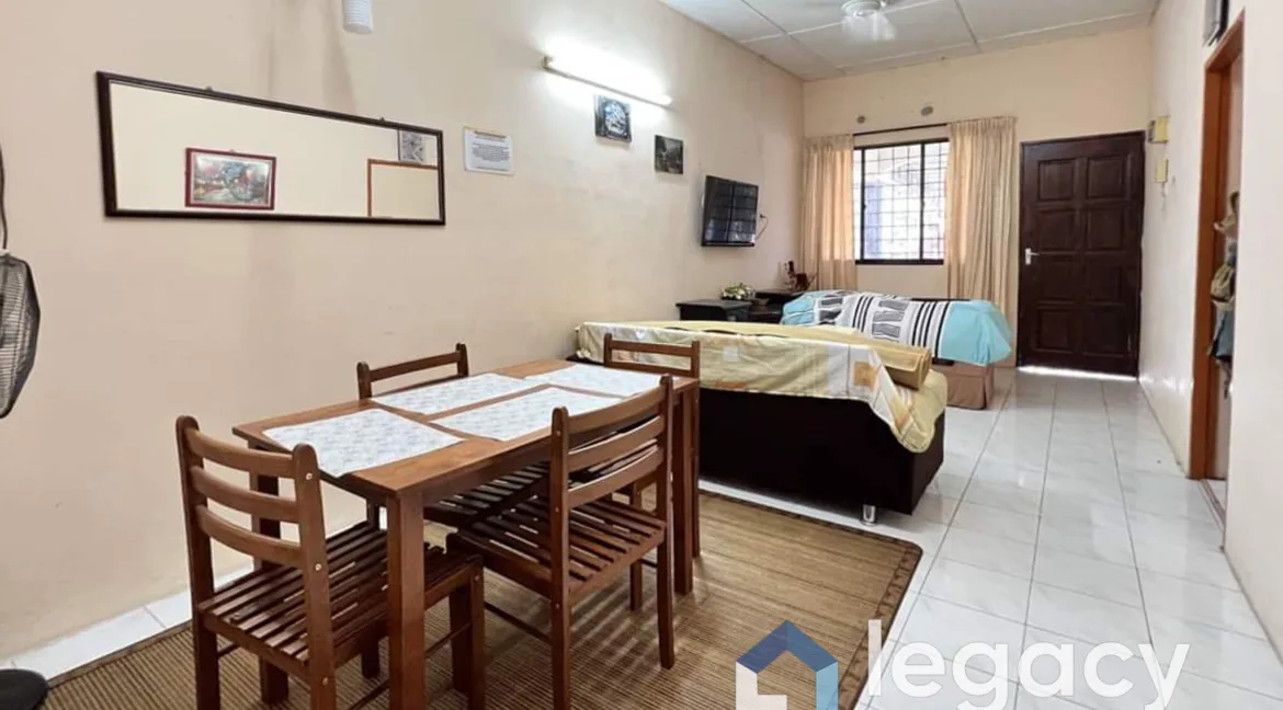 rumah-teres-setingkat-untuk-dijual-di-bandar-universiti-seri-iskandar-06