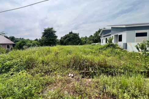 Tanah Lot Banglo Untuk Dijual Di Kampung Jamuan, Kota Lama Kiri, Kuala Kangsar