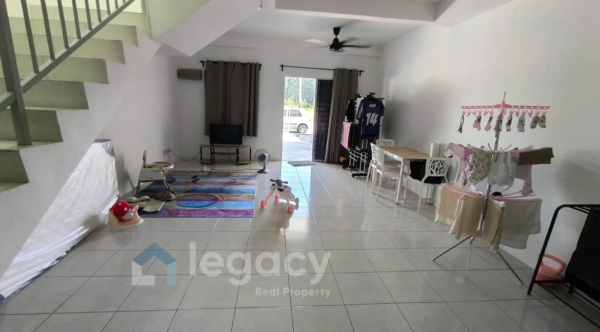 teres-2-tingkat-untuk-dijual-di-taman-chepor-permai-chemor-03