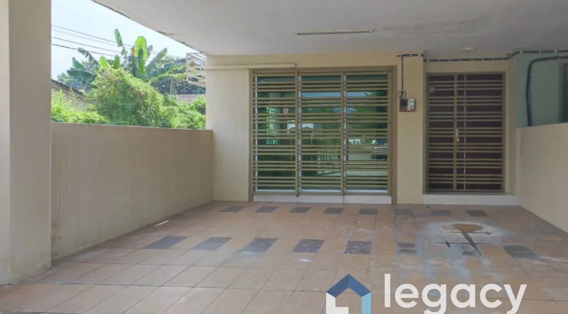 teres-2-tingkat-untuk-dijual-di-taman-pengkalan-18-ipoh-03