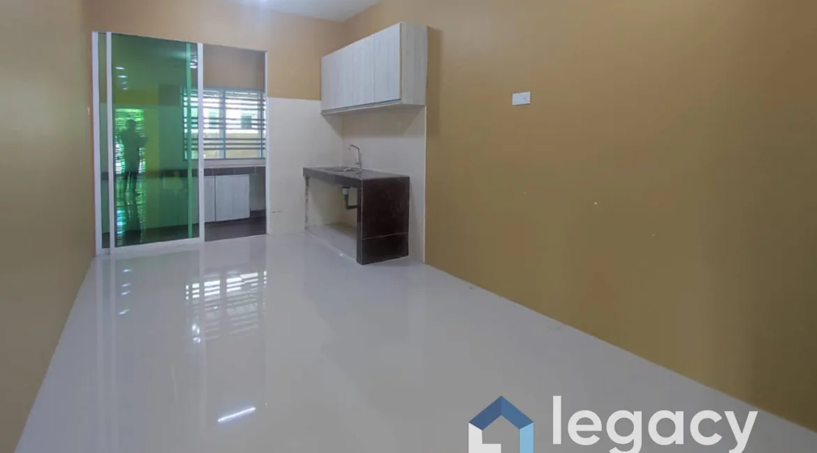 teres-2-tingkat-untuk-dijual-di-taman-pengkalan-18-ipoh-07