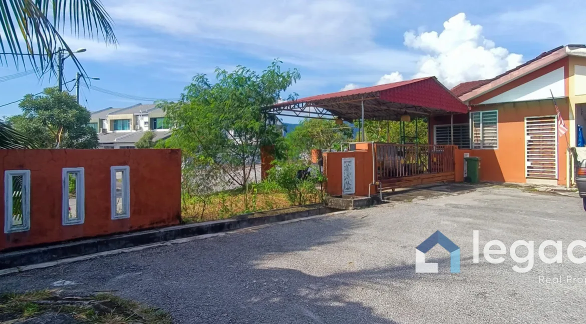 teres-setingkat-corner-lot-untuk-dijual-di-desa-chemor-impian-02