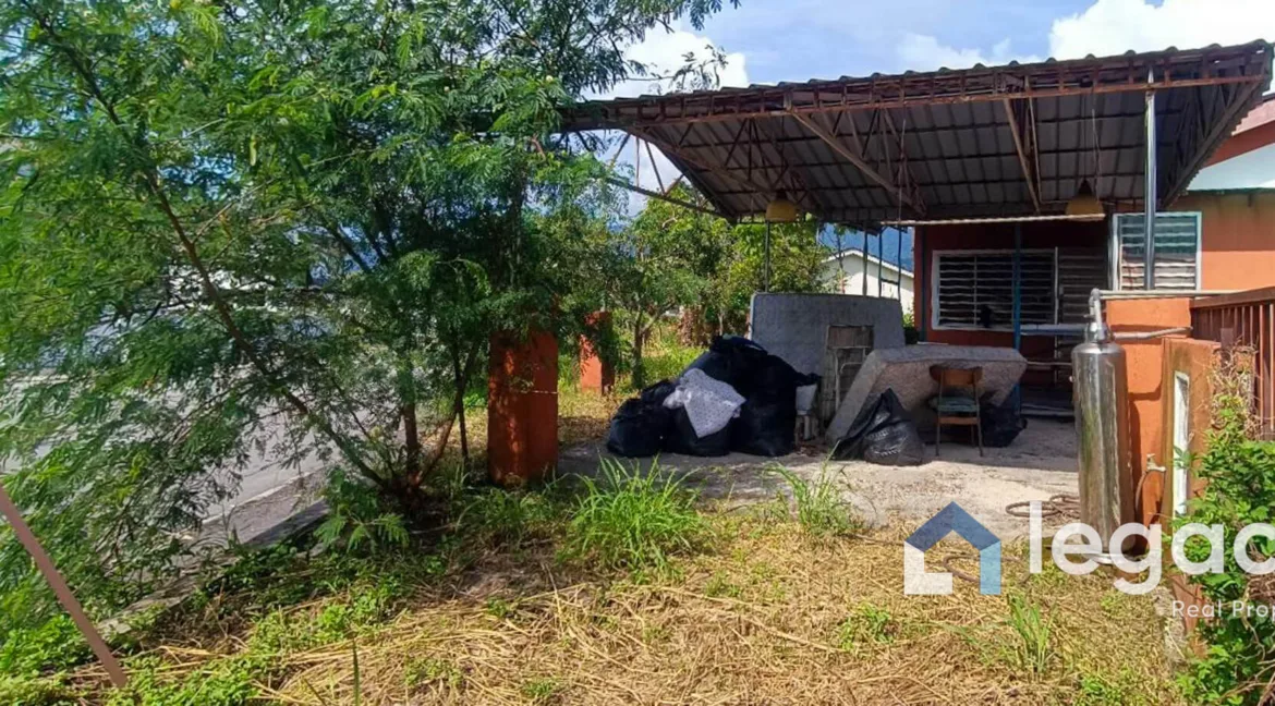 Teres Setingkat Corner Lot untuk dijual di Desa Chemor Impian
