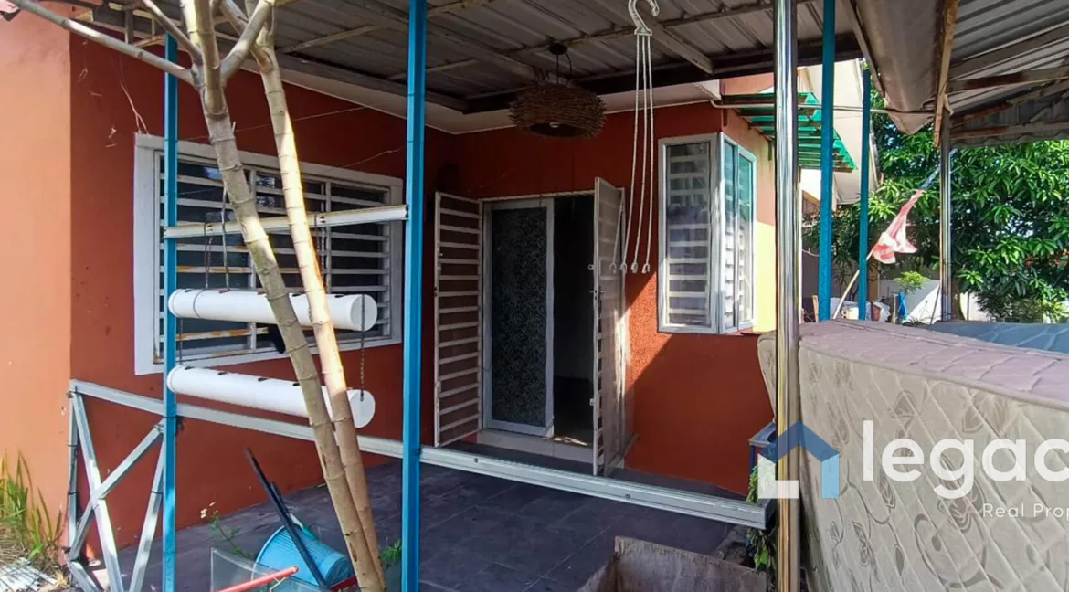 teres-setingkat-corner-lot-untuk-dijual-di-desa-chemor-impian-06