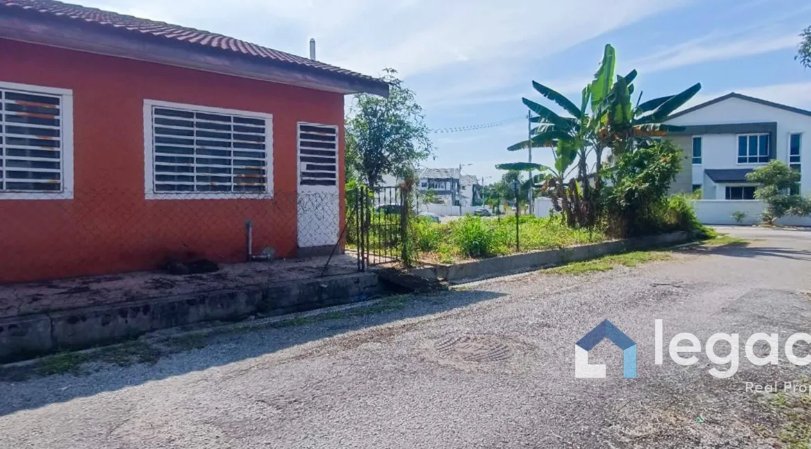 teres-setingkat-corner-lot-untuk-dijual-di-desa-chemor-impian-11
